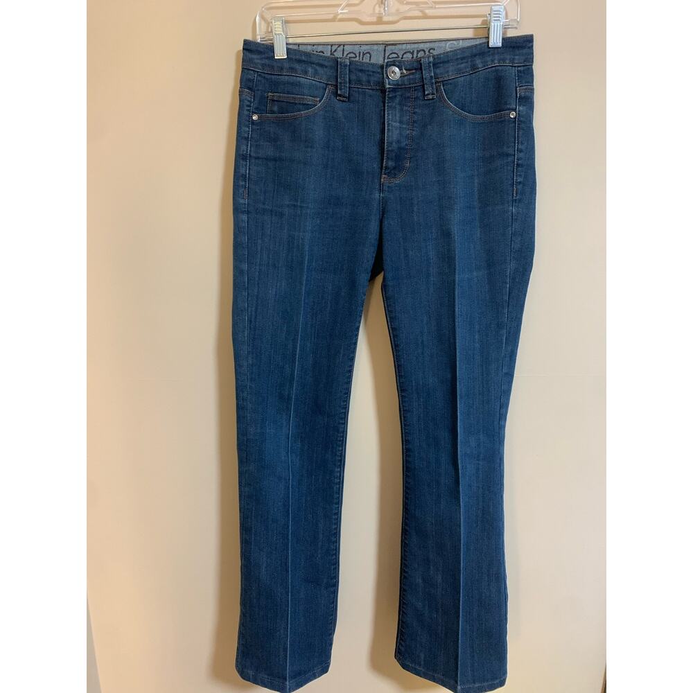 Calvin Klein Jeans - Regular Cut - Medium Wash Size 28
